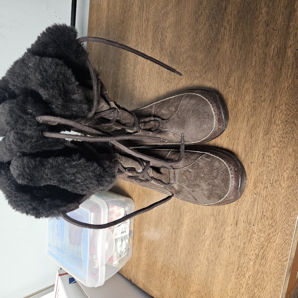 Brown Winter Rain Boots with Cozy Fur Trim